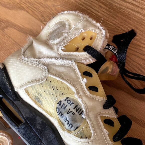 NIKE AIR JORDAN V 5 RETRO SP X OFF-WHITE SAIL MUSLIN FIRE RED BLACK SNEAKERS 9 - Picture 13 of 14